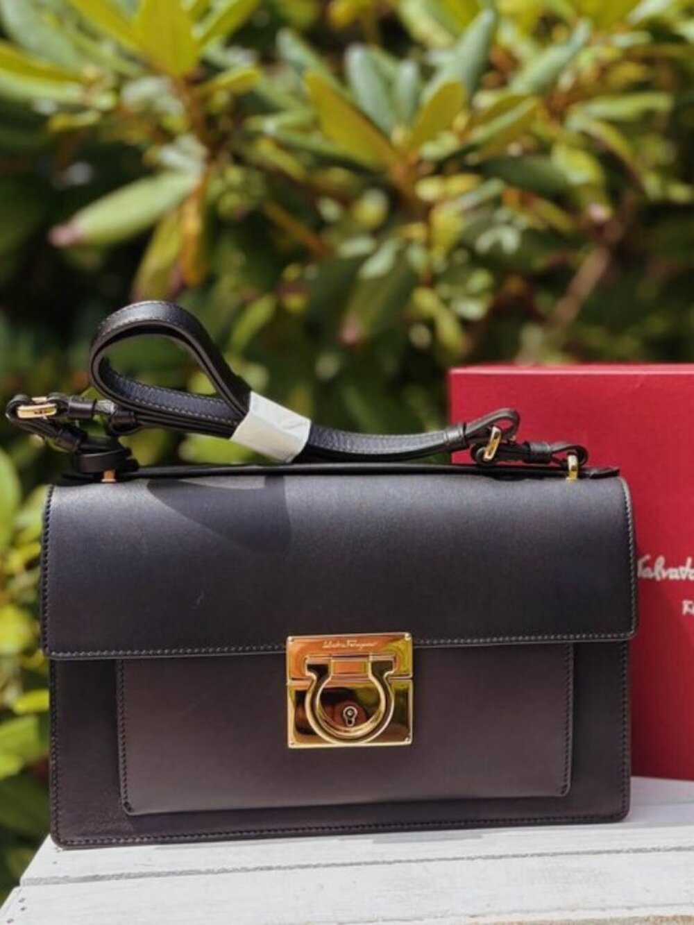 Salvatore Ferragamo NIB Aileen Medium Shoulder Bag